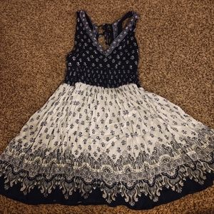 V-Neck Navy & White Dress